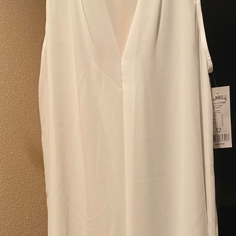 New with tags Ribkoff white flowy top.12